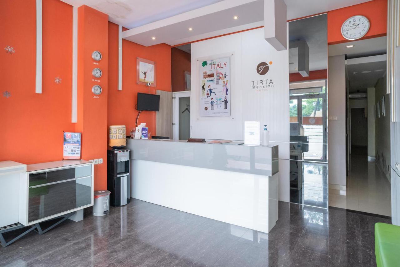 Reddoorz At Tirta Mansion Paramount Gading Cicayur Экстерьер фото