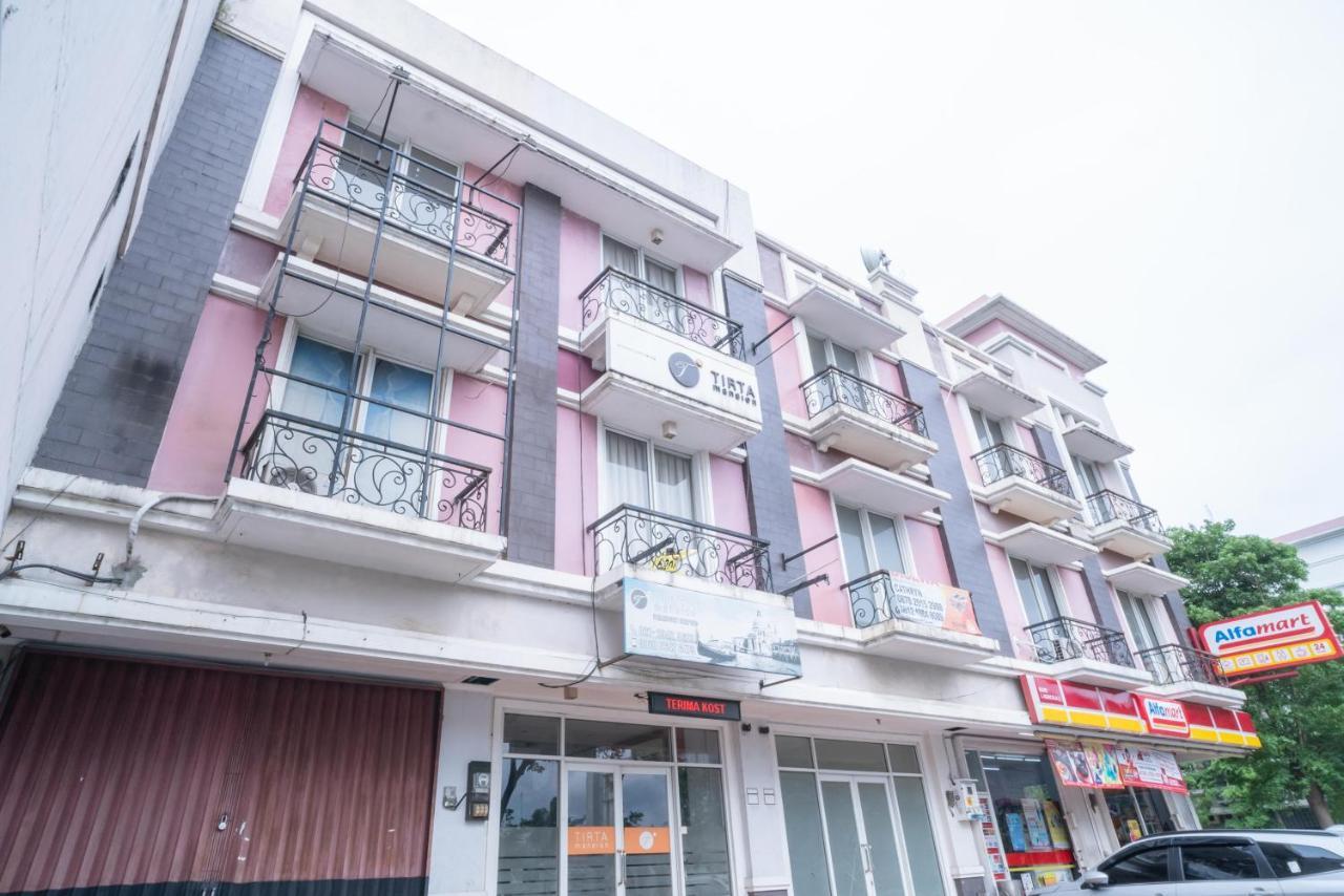 Reddoorz At Tirta Mansion Paramount Gading Cicayur Экстерьер фото